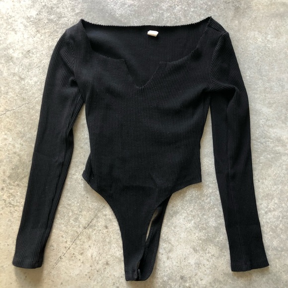 Black ribbed bodysuit long sleeve size small from Salty Los Angeles - Picture 2 of 4